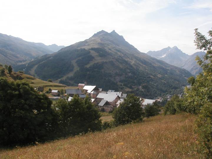 Le hameau de Point Ravier 3  